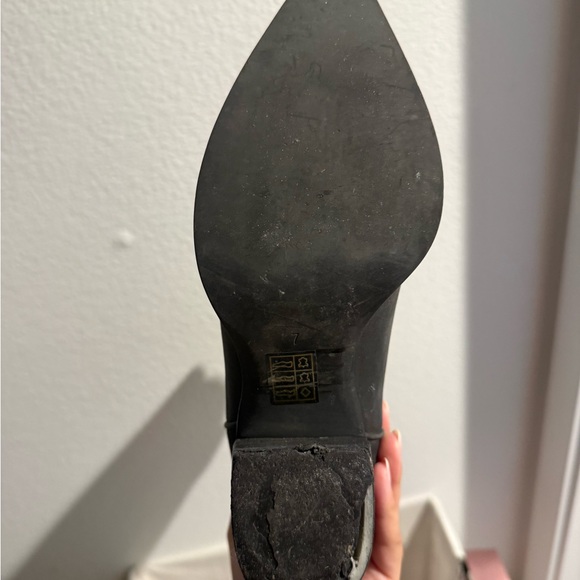 Jeffrey Campbell Dagget Boot - Picture 4 of 4